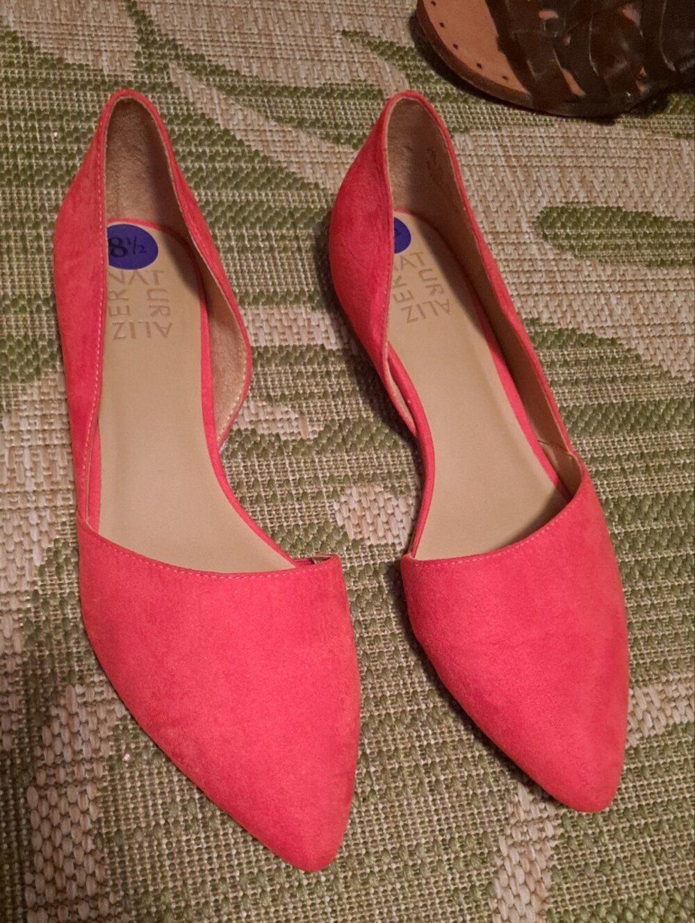 Naturalizer Coral-Red Pointed D'Orsay Flats